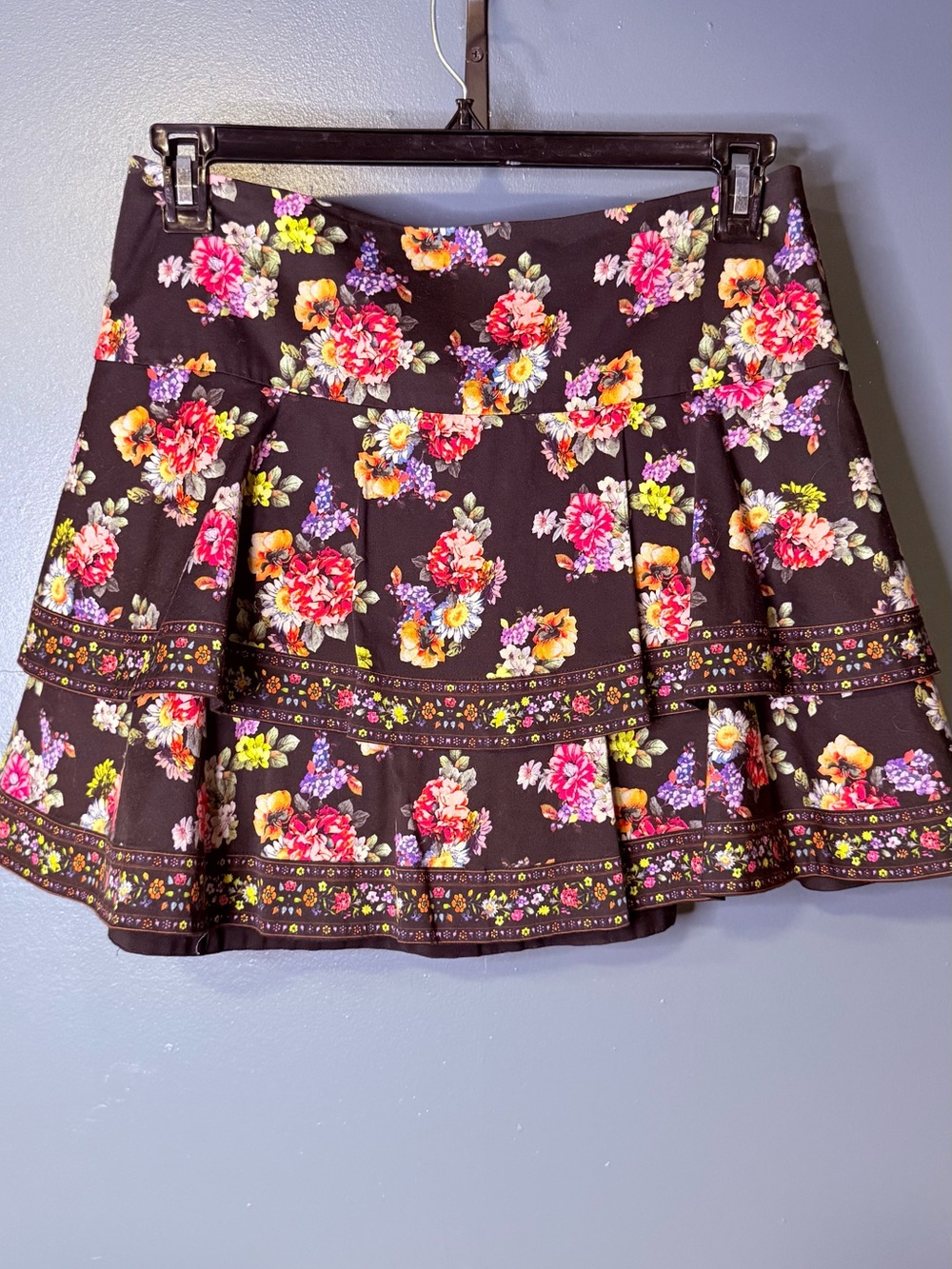 Alice + Olivia Black Floral Tiered Skirt